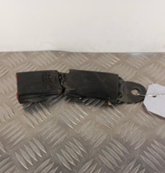 Attache ceinture avant droit RENAULT MASTER 2