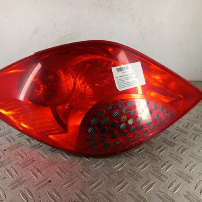 Feu arriere principal gauche (feux) PEUGEOT 207