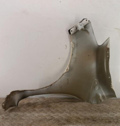 Aile avant droit TOYOTA YARIS 3
