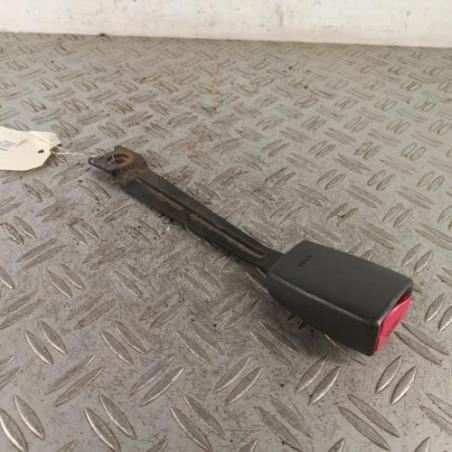 Attache ceinture avant gauche TOYOTA YARIS 1 Photo n°1