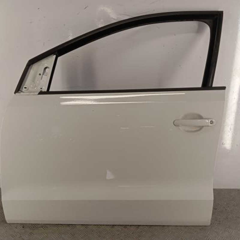 Porte avant gauche VOLKSWAGEN POLO 5