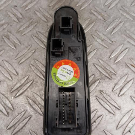 Interrupteur de leve vitre avant gauche PEUGEOT 308 1 SW