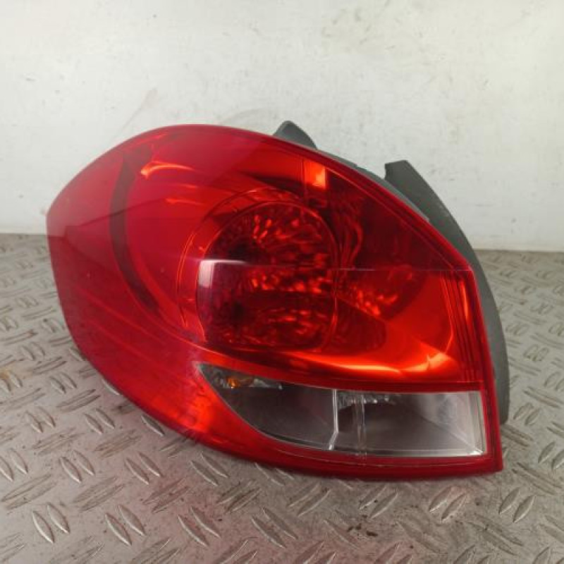 Feu arriere principal gauche (feux) RENAULT CLIO 3