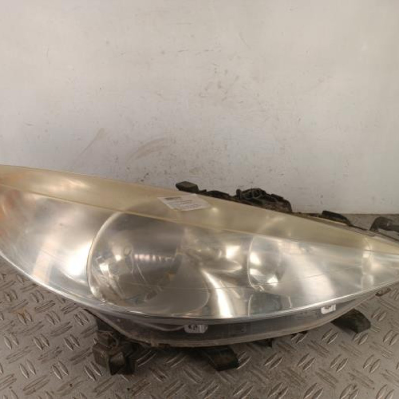 Optique avant principal droit (feux)(phare) PEUGEOT 207