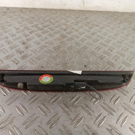 Feu arriere stop central RENAULT CLIO 2