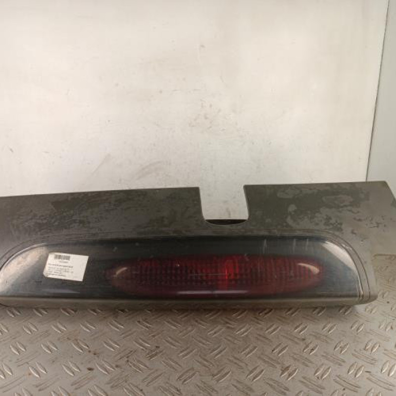 Feu arriere principal droit (feux) RENAULT TRAFIC 2
