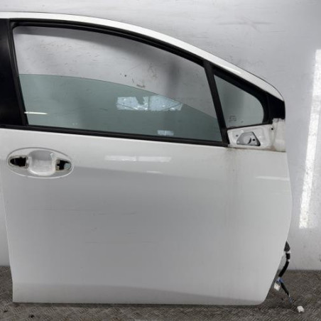 Porte avant droit TOYOTA YARIS 3 Photo n°1