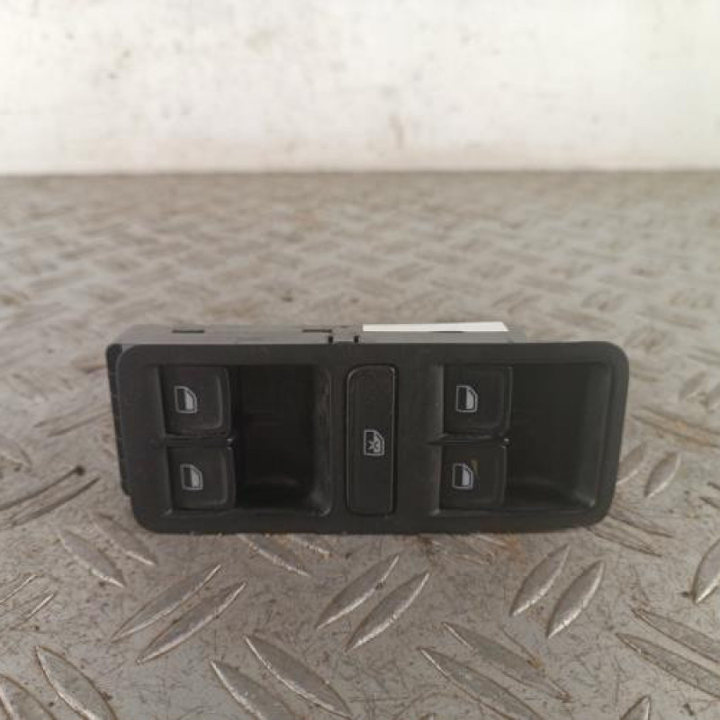 Interrupteur de leve vitre avant gauche VOLKSWAGEN POLO 5