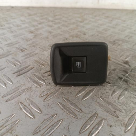 Interrupteur de leve vitre avant droit DACIA LOGAN MCV 2 Photo n°1