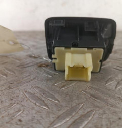 Interrupteur de leve vitre avant droit DACIA LOGAN MCV 2