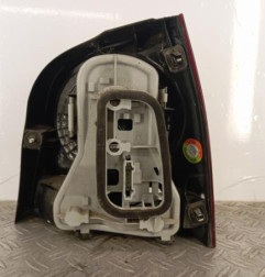 Feu arriere principal gauche (feux) VOLKSWAGEN POLO 4 Photo n°4
