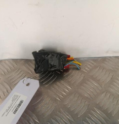 Interrupteur de leve vitre avant gauche RENAULT R21
