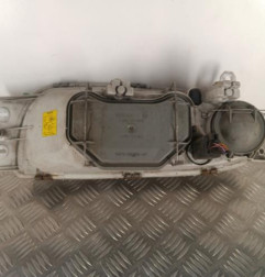 Optique avant principal droit (feux)(phare) FORD FIESTA 4
