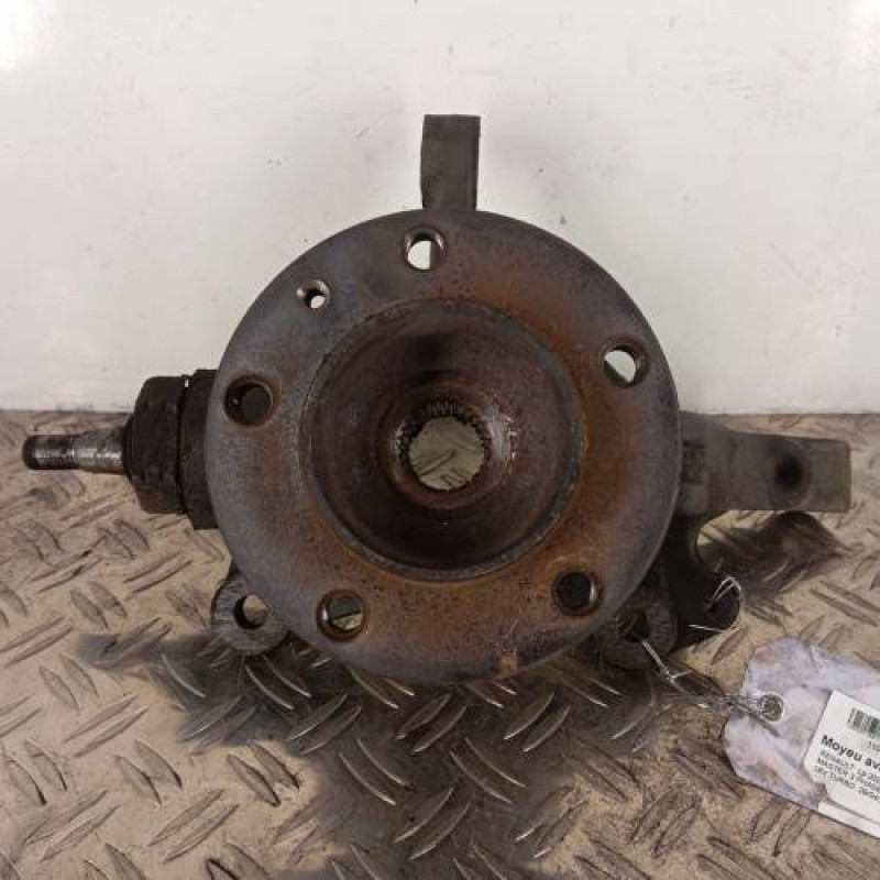 Moyeu avant droit RENAULT MASTER 3 Moyeu avant droit RENAULT MASTER 3
