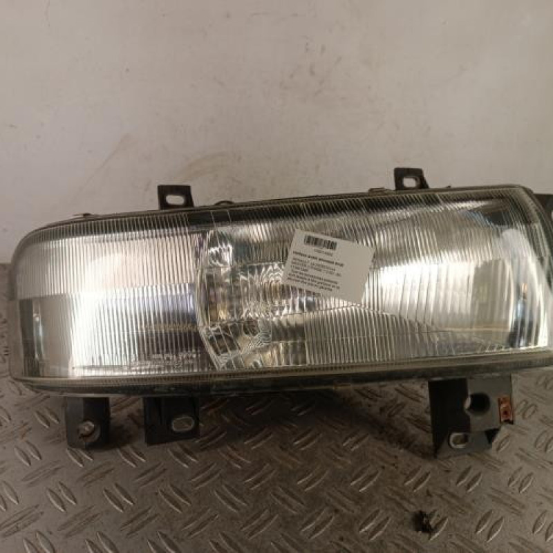 Optique avant principal droit (feux)(phare) RENAULT MASTER 2