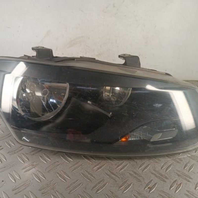 Optique avant principal droit (feux)(phare) VOLKSWAGEN POLO 5