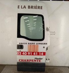 Porte de coffre droit RENAULT MASTER 2 Photo n°1