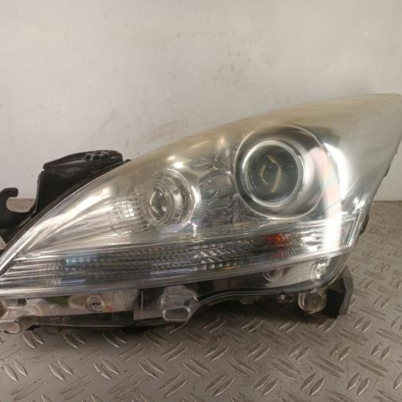 Optique avant principal gauche (feux)(phare) PEUGEOT 5008 1