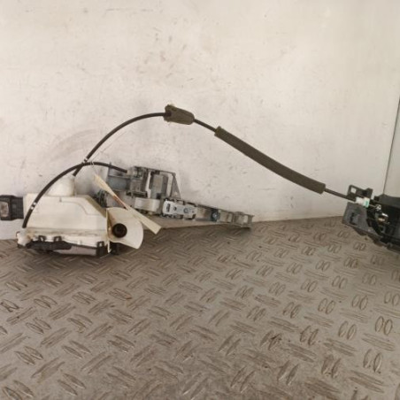 Serrure avant gauche PEUGEOT 5008 1
