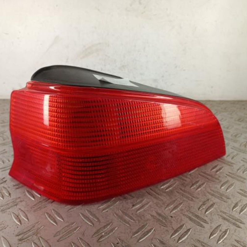Feu arriere principal gauche (feux) PEUGEOT 106
