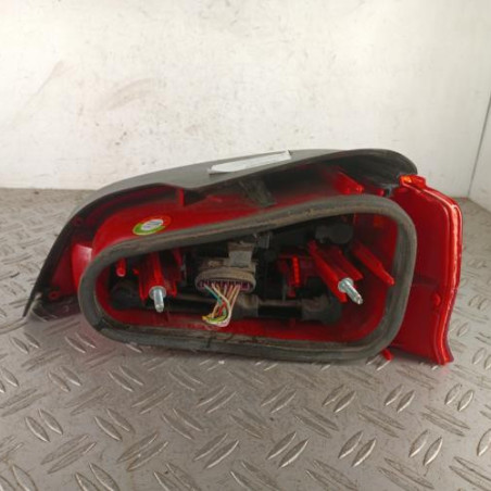 Feu arriere principal gauche (feux) PEUGEOT 106