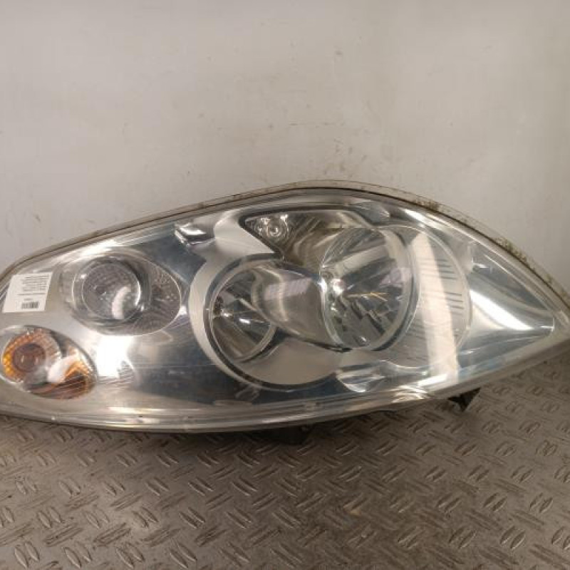 Optique avant principal gauche (feux)(phare) RENAULT MASTER 3