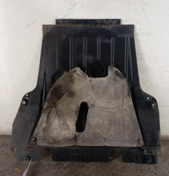 Cache sous moteur RENAULT CLIO 4 Photo n°1