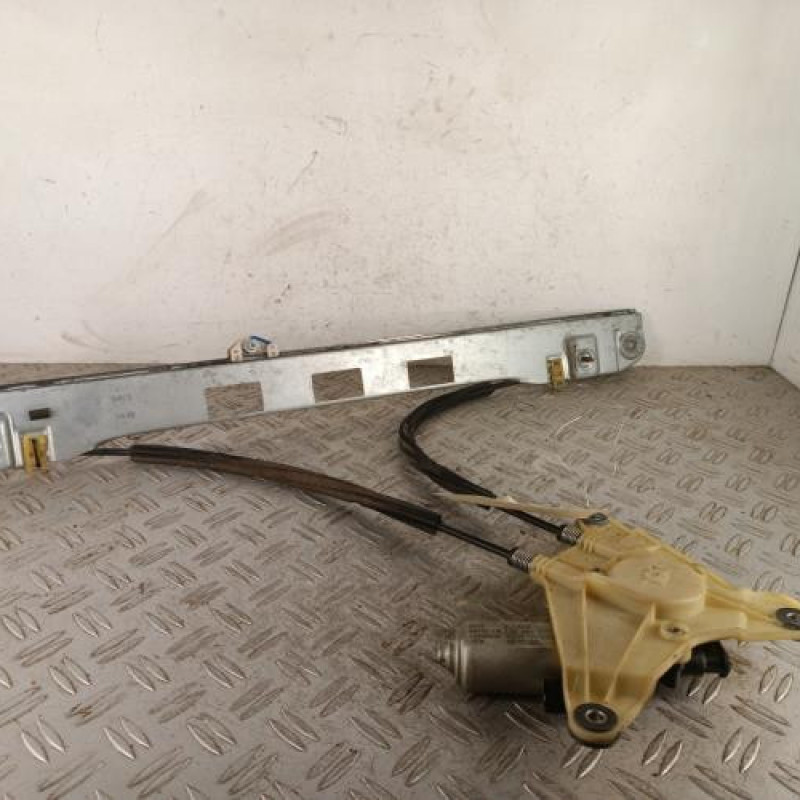 Leve vitre electrique avant gauche RENAULT MASTER 3
