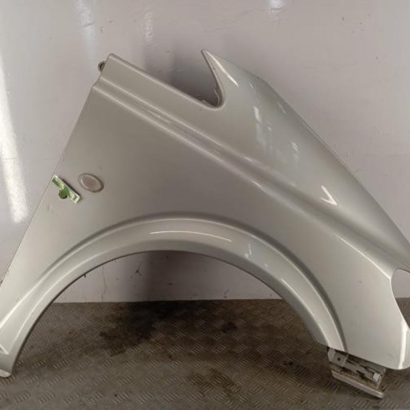 Aile avant droit MERCEDES VITO 639
