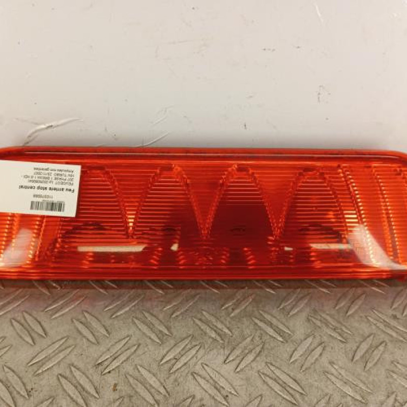 Feu arriere stop central PEUGEOT 207 Feu arriere stop central PEUGEOT 207