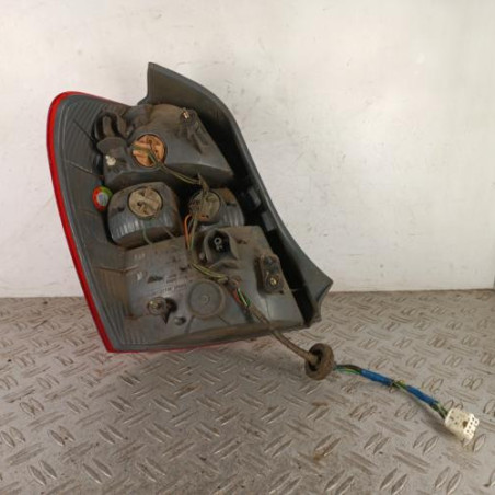 Feu arriere principal droit (feux) MAZDA 323 6