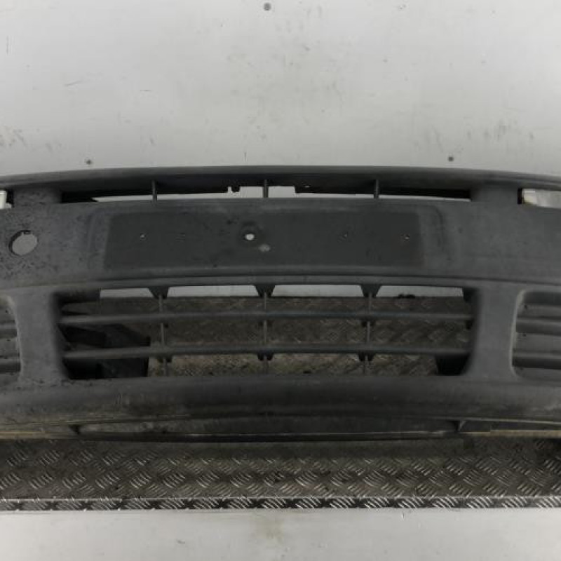 Pare choc avant OPEL VIVARO 1