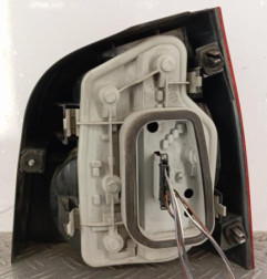 Feu arriere principal gauche (feux) VOLKSWAGEN POLO 4 Photo n°4
