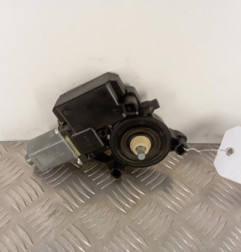 Moteur leve vitre avant droit VOLKSWAGEN BEETLE 2 Photo n°1