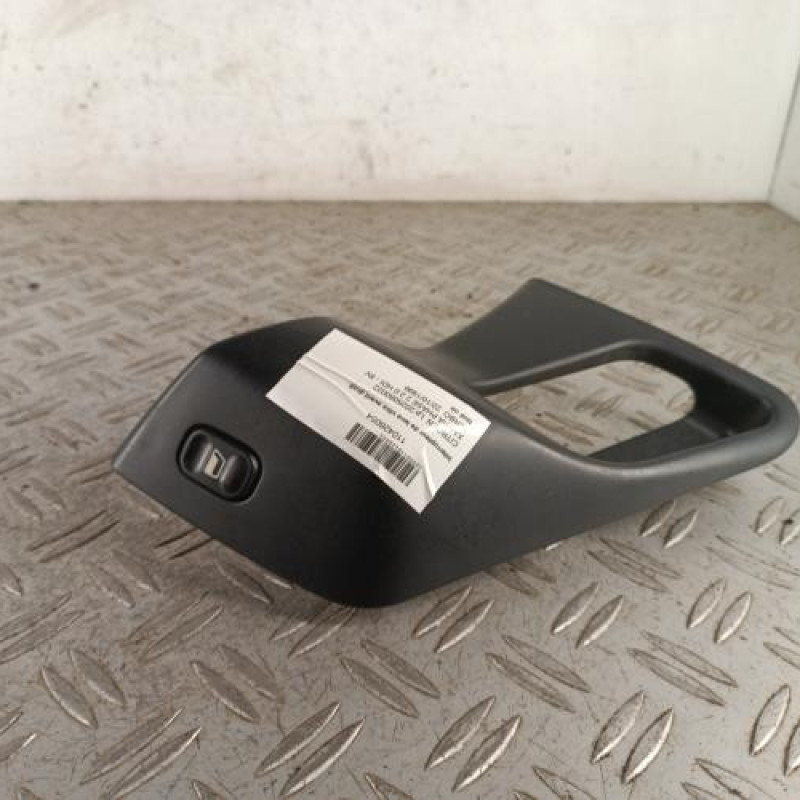 Interrupteur de leve vitre avant droit CITROEN XANTIA