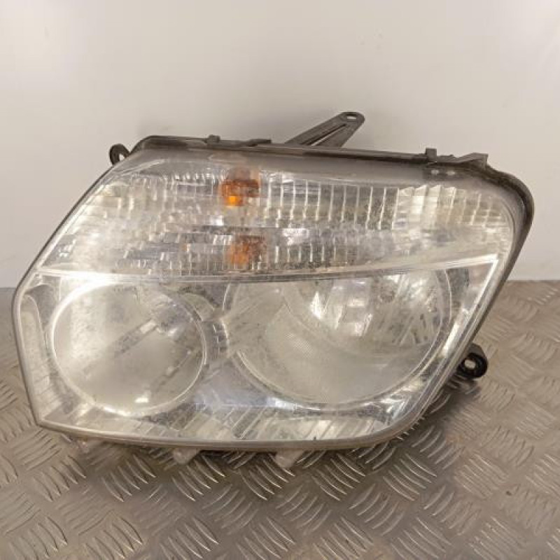 Optique avant principal gauche (feux)(phare) DACIA DUSTER 1