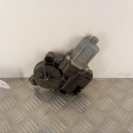 Moteur leve vitre avant gauche VOLKSWAGEN BEETLE 2