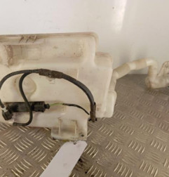 Vase de lave glace SEAT TOLEDO 3 Photo n°1
