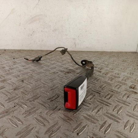 Attache ceinture avant gauche VOLKSWAGEN GOLF 6 Photo n°1