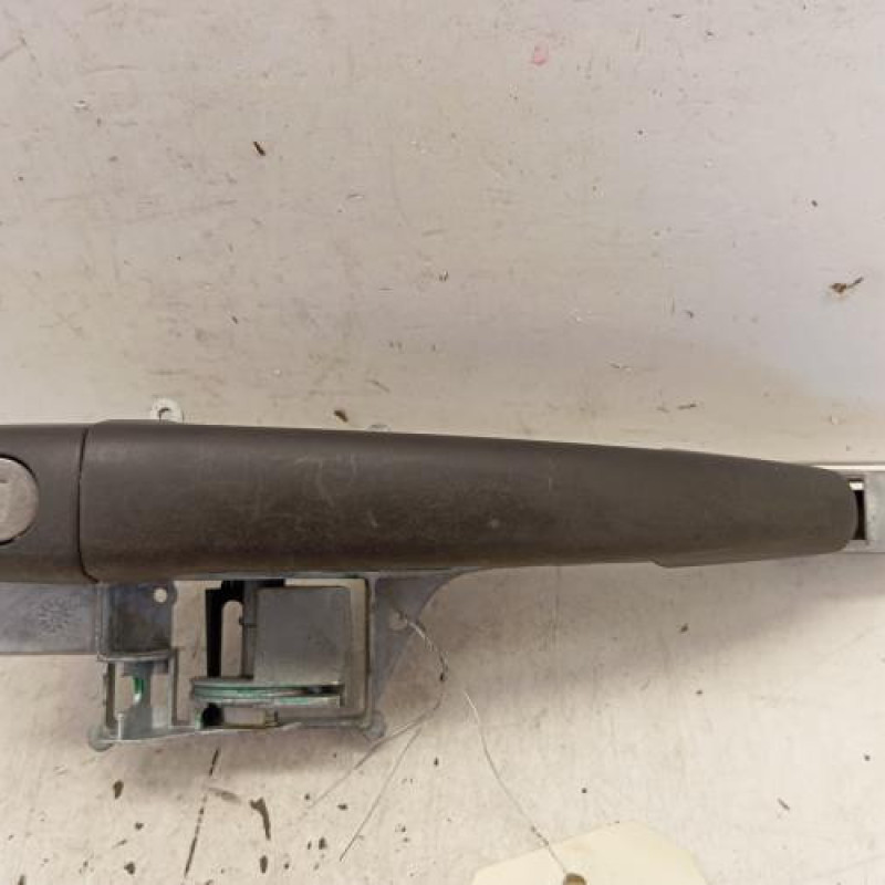 Poignee porte avant gauche CITROEN BERLINGO 2 Poignee porte avant gauche CITROEN BERLINGO 2