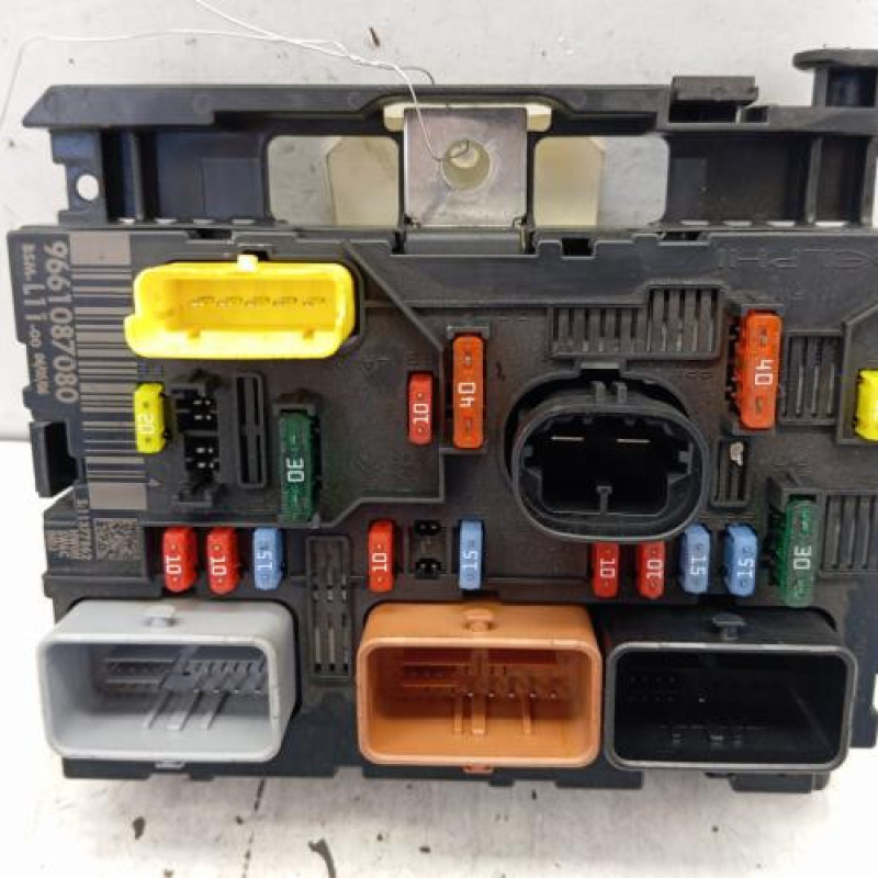 Boitier servitude moteur (BSM) PEUGEOT 307 Boitier servitude moteur (BSM) PEUGEOT 307