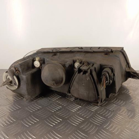 Optique avant principal droit (feux)(phare) VOLKSWAGEN PASSAT 4