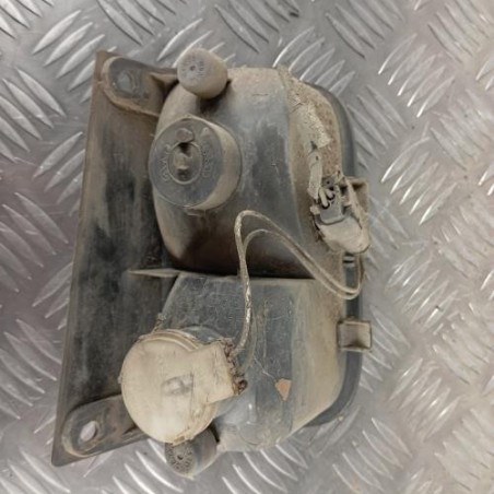 Feu de pare choc arriere droit RENAULT TRAFIC 2