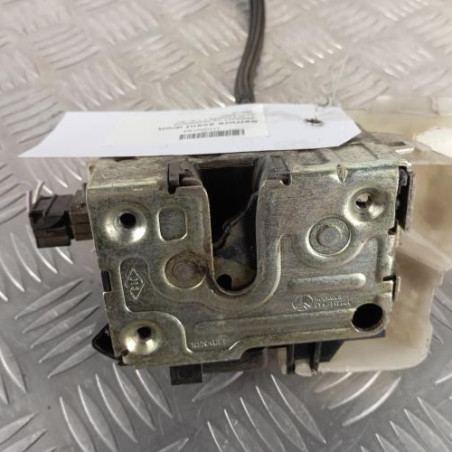 Serrure avant droit RENAULT CLIO 2