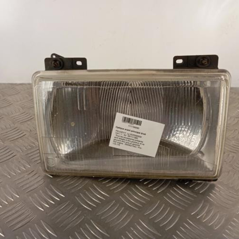 Optique avant principal droit (feux)(phare) PEUGEOT 104