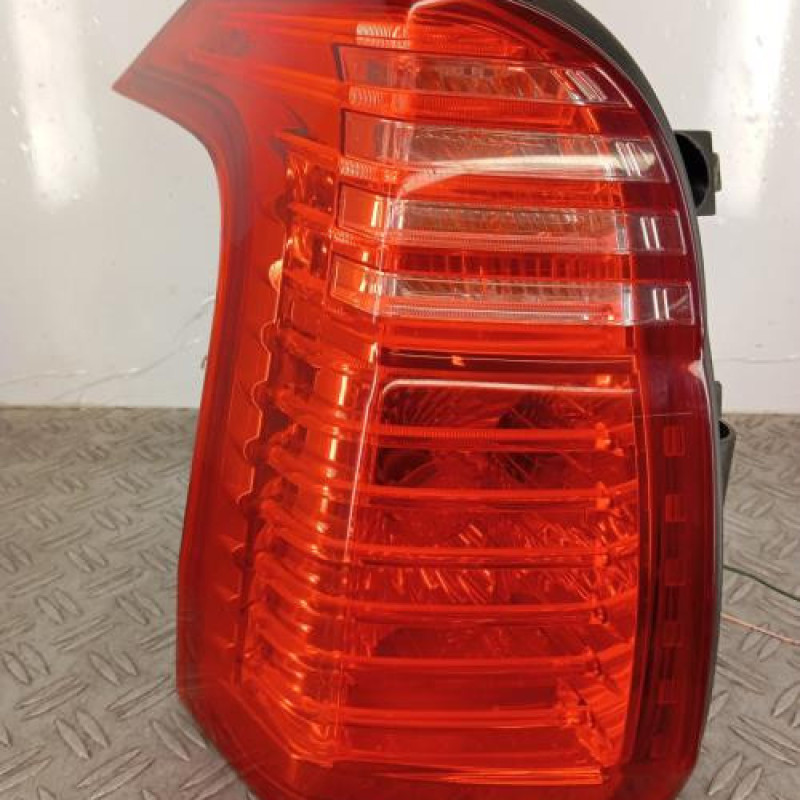 Feu arriere principal gauche (feux) PEUGEOT 5008 1
