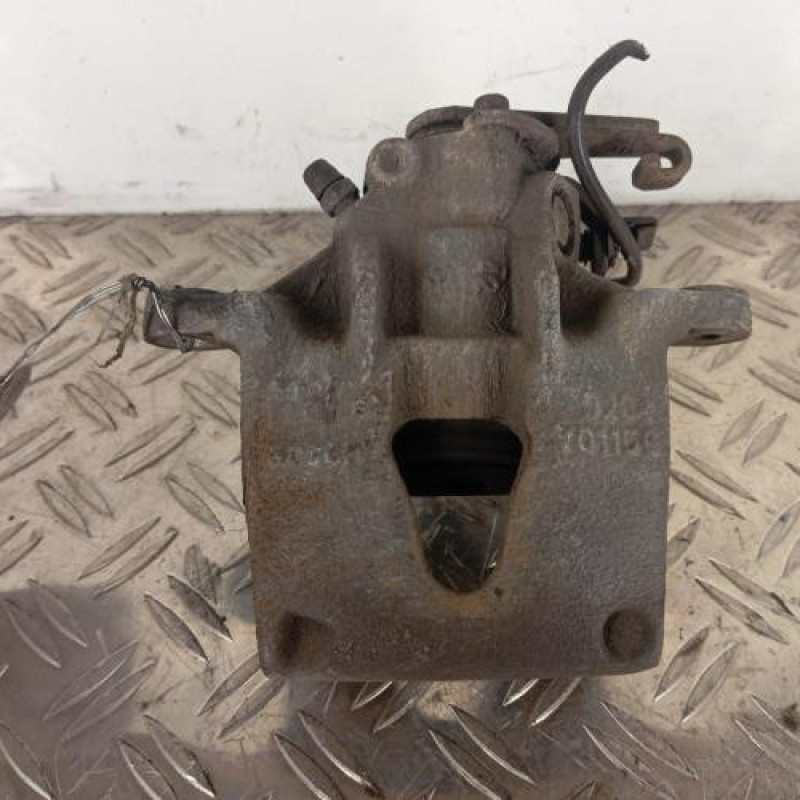 Etrier arriere droit (freinage) OPEL MOVANO A