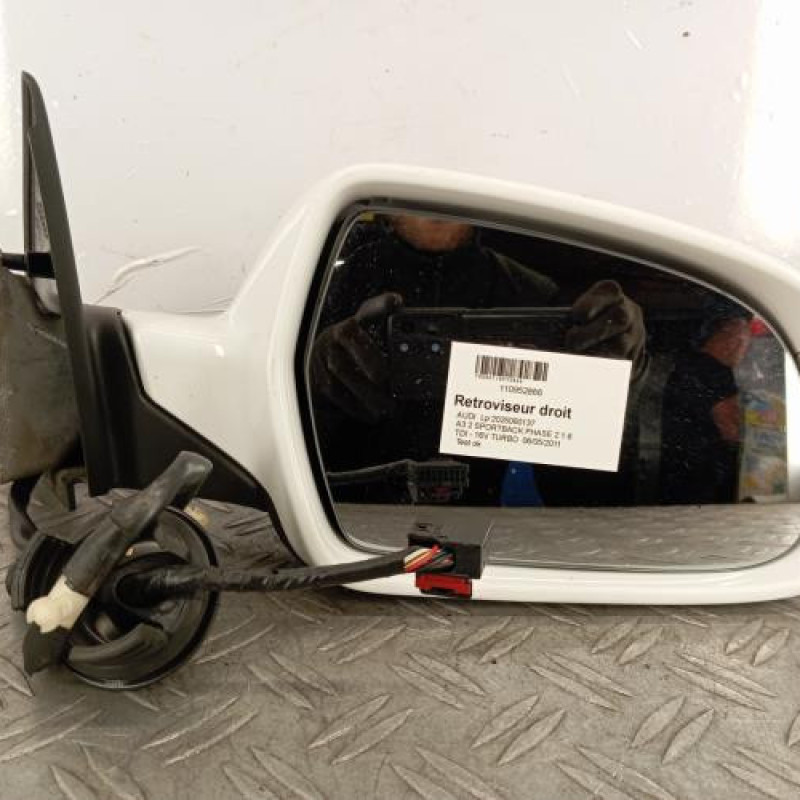Retroviseur droit AUDI A3 2