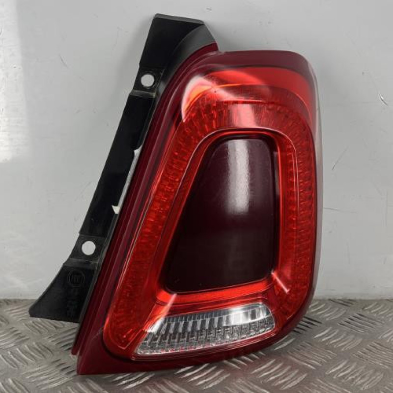 Feu arriere principal droit (feux) FIAT 500 2