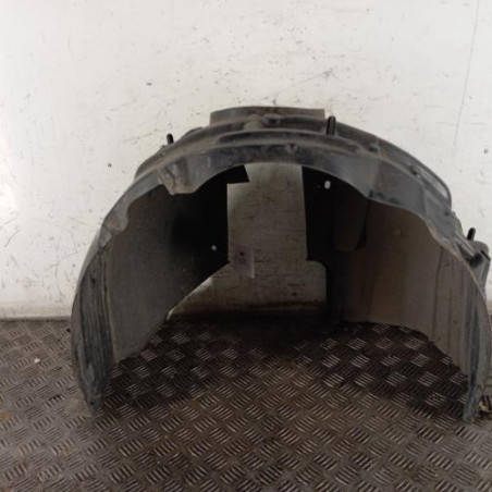 Pare boue avant droit PEUGEOT 208 2
